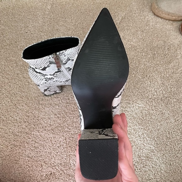 Princess Polly snakeskin boots - Picture 3 of 3